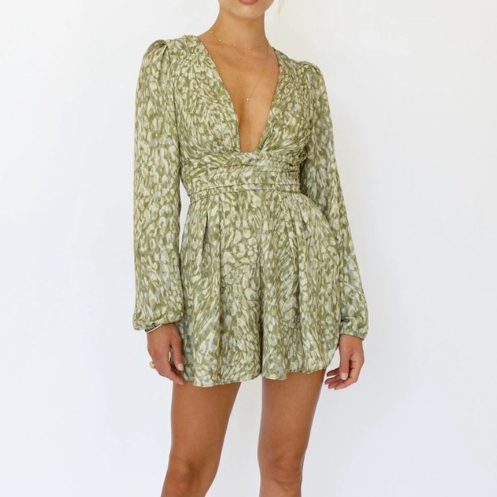 RESA | REVOLVE Stevie Romper in Sardinia Green Animal Print NEW Women’s Size L